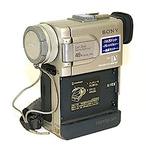 SONY ソニー DCR-PC10 デジタルビデオカメラ（液晶ハンディカム） ミニDV(中古品)